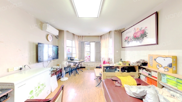 南中广场二手房实景图