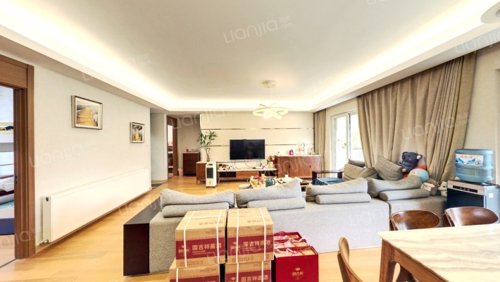 万科城B区洋房二手房实景图