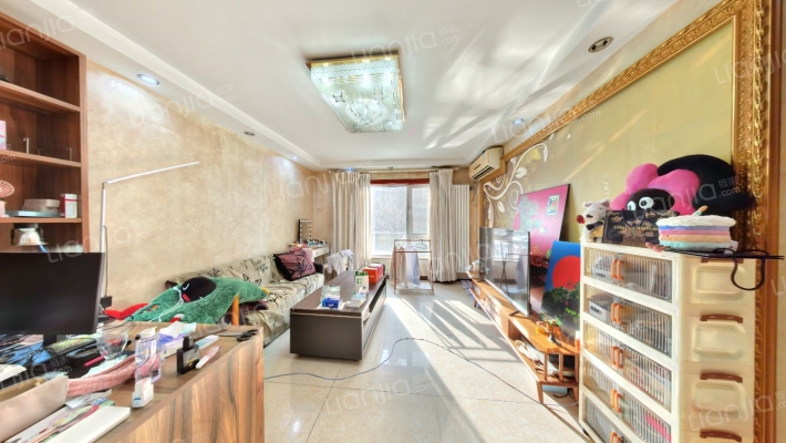 万年花城五期二手房实景图