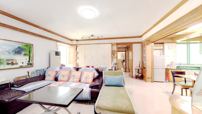 商检宿舍二手房实景图