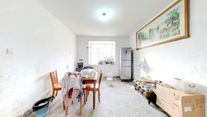 东山佳园二手房实景图