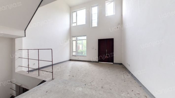 龙湖U城听蓝湾二期二手房实景图