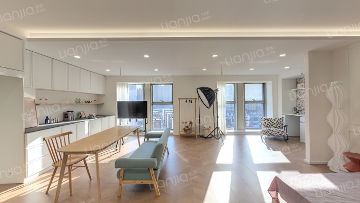 亿丰时代广场二手房实景图