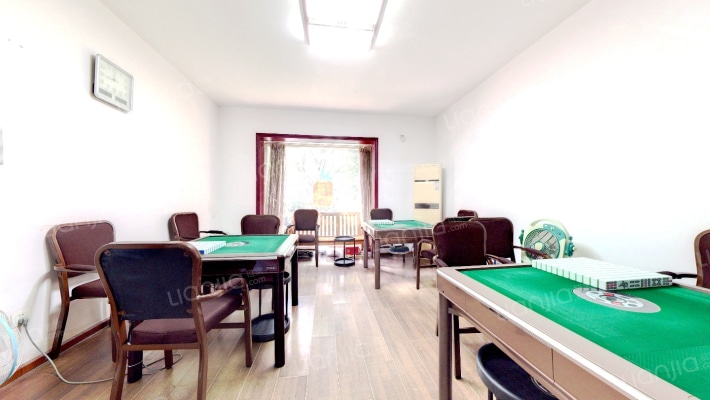 蔚蓝花城A区二手房实景图