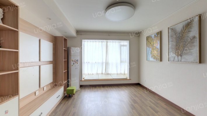 万科城市之光A区二手房实景图