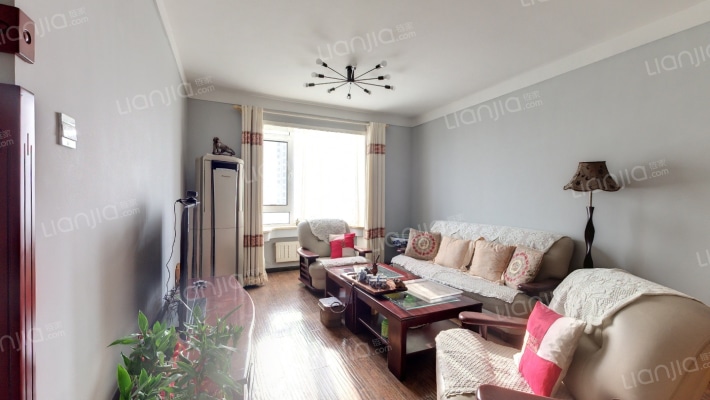 超英家园二手房实景图