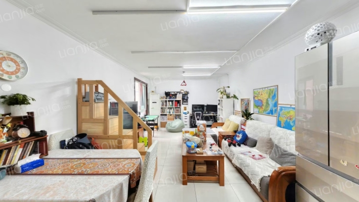 汇达公寓二手房实景图
