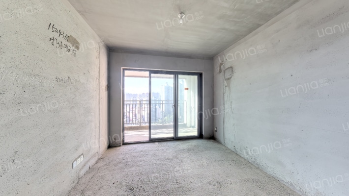 港湘铂玥二手房实景图