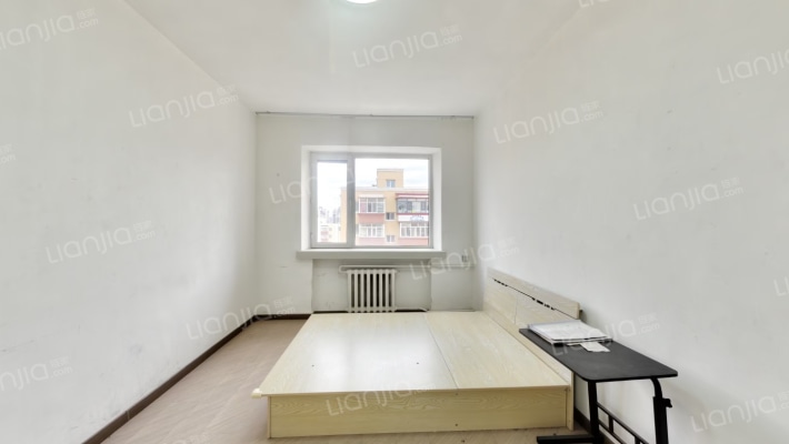 新发小区A区二手房实景图