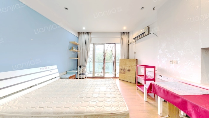 兴贤路650号二手房实景图