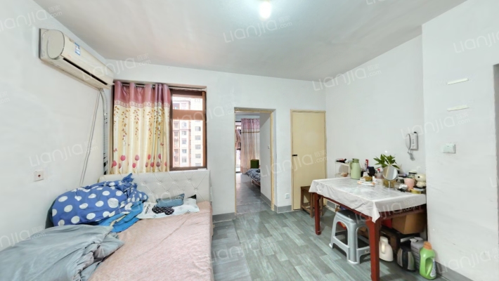 世伦佳苑二手房实景图