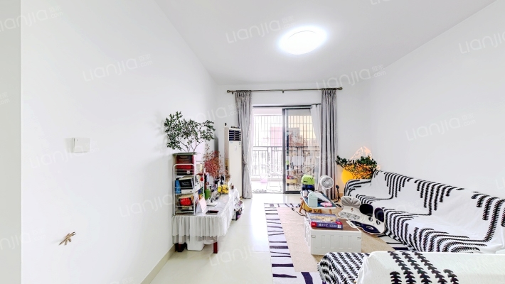 新城际广场二期二手房实景图