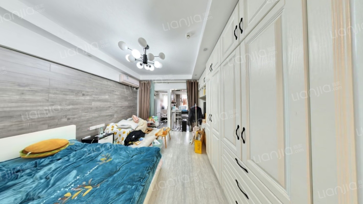 首创鸿恩中心二手房实景图