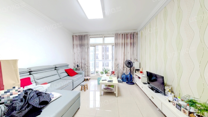 千禧名苑二手房实景图