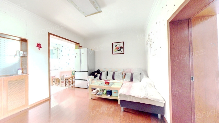 康华新村二手房实景图