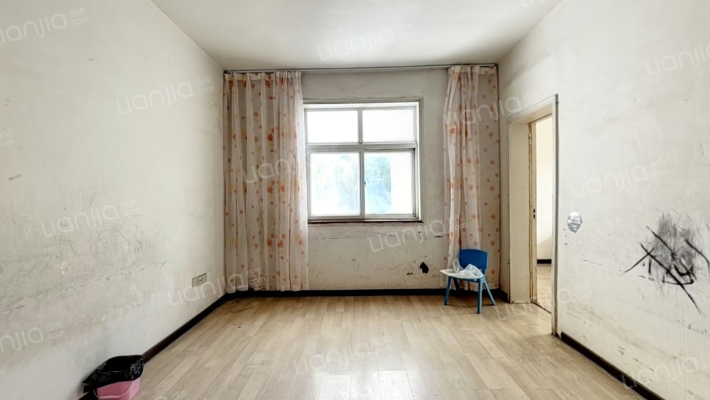 建东小区二手房实景图
