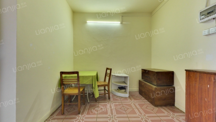 浦东路4号二手房实景图