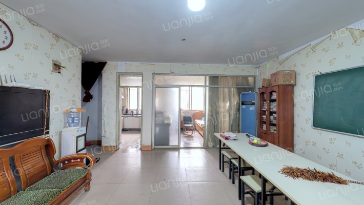 新通花园二手房实景图