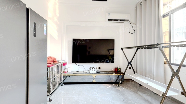 南山街住宅区二手房实景图