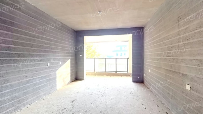 万盛荣城二手房实景图