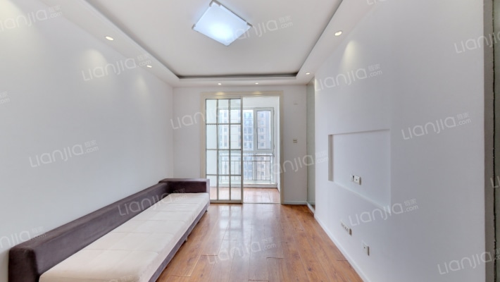 安邦北湾二手房实景图