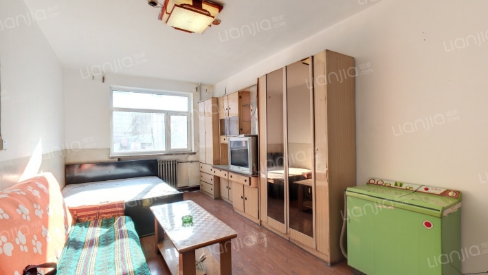 西矿街二十中宿舍二手房实景图