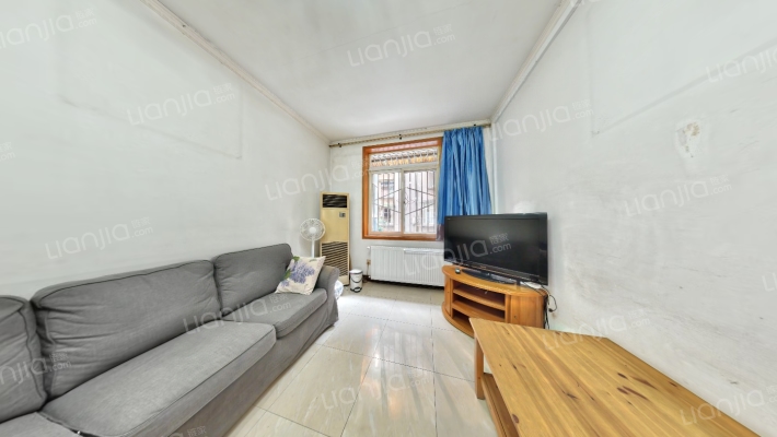 槐树街32号二手房实景图