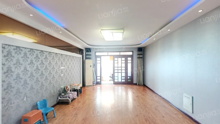 易龙花园二手房实景图