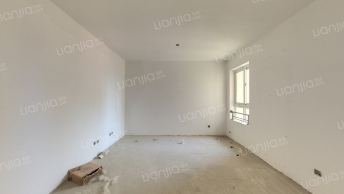 金秋苑B区二手房实景图