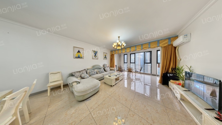 皇庭国际中心二手房实景图