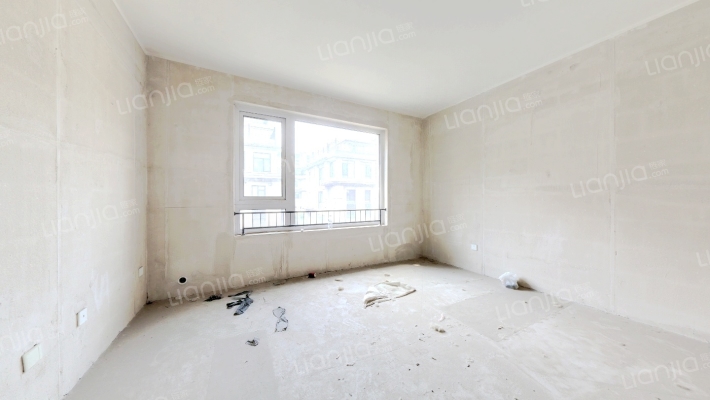 龙湖悠山郡四期二手房实景图