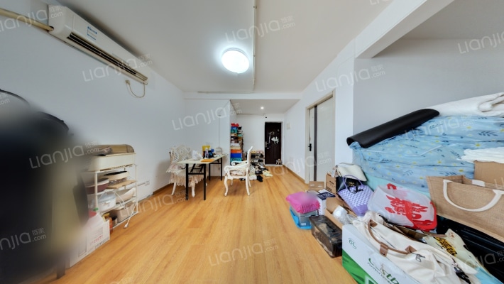 怡海广场二手房实景图