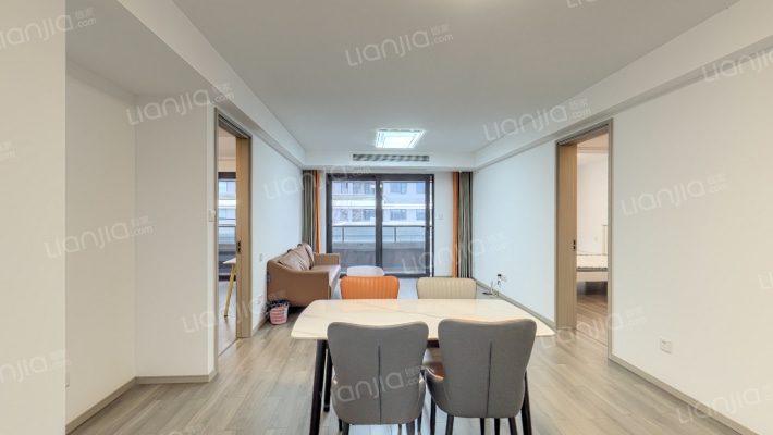 绿城春月云锦二手房实景图