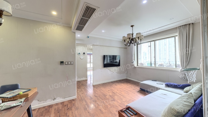 丽江花苑二手房实景图