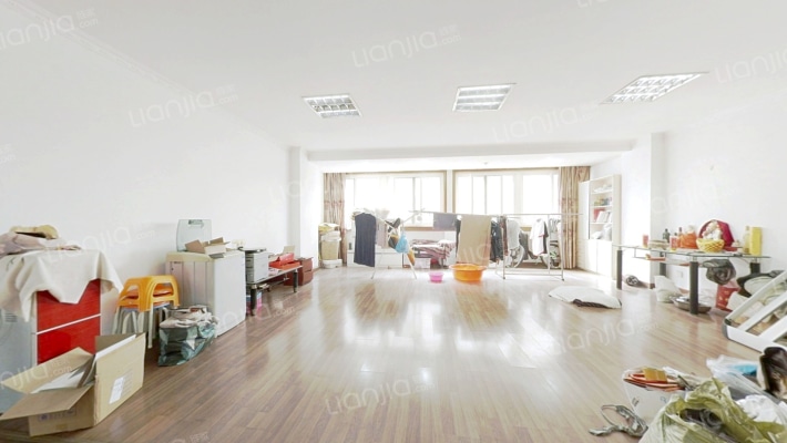 湖景中央花园二手房实景图