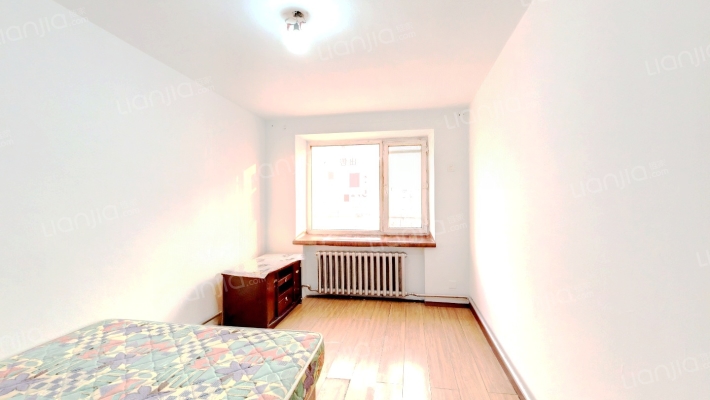 新发小区A区二手房实景图