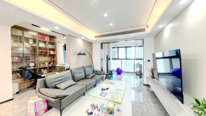 保利和光晨樾二期二手房实景图