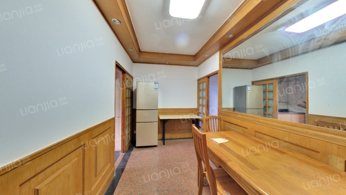 樱驼花园思立园二手房实景图