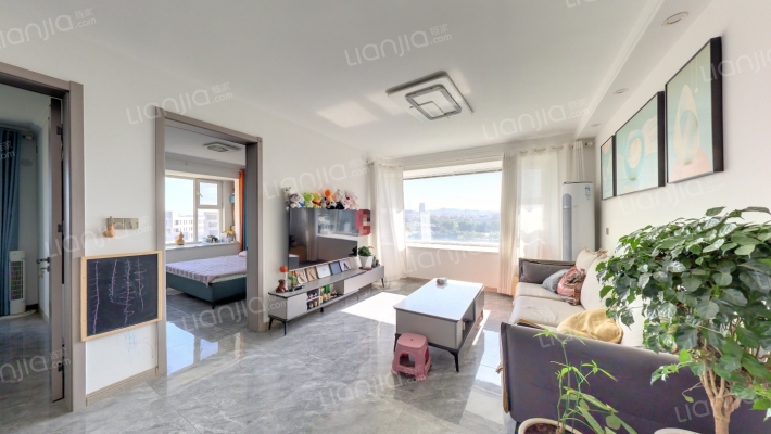 海信波尔多小镇二手房实景图