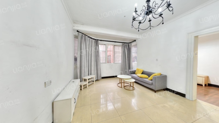 银杏公寓二手房实景图