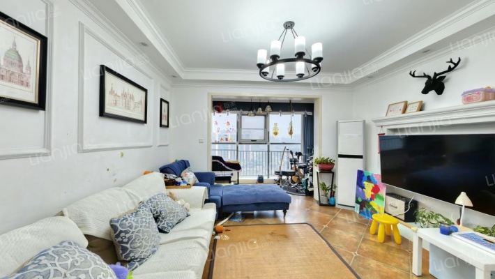 世方水岸二手房实景图