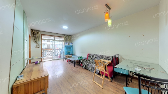 水岸格林二手房实景图