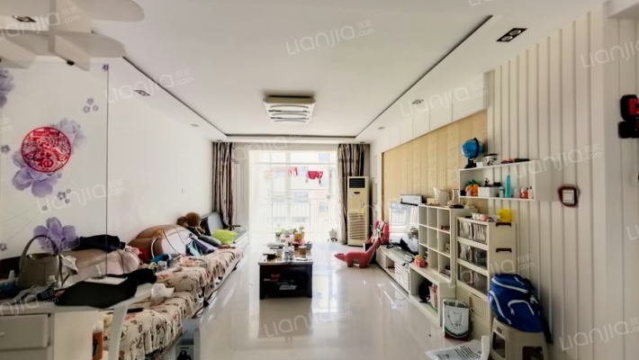 财苑小区二手房实景图