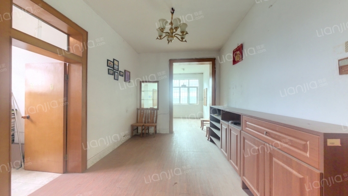 广西区人防办生活区二手房实景图