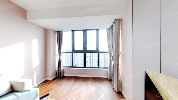 雅达青年广场二手房实景图