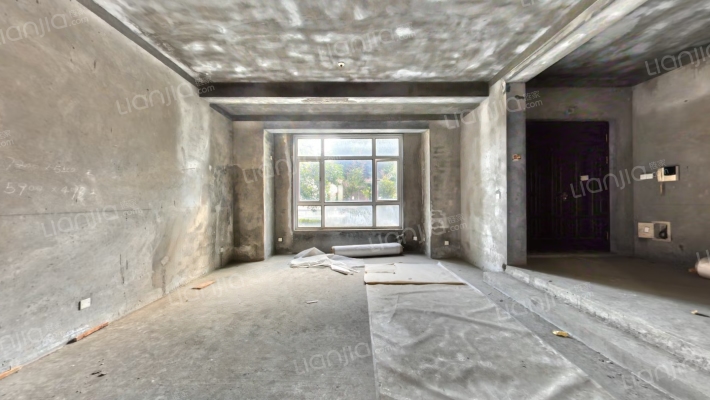 丽滩别墅二手房实景图