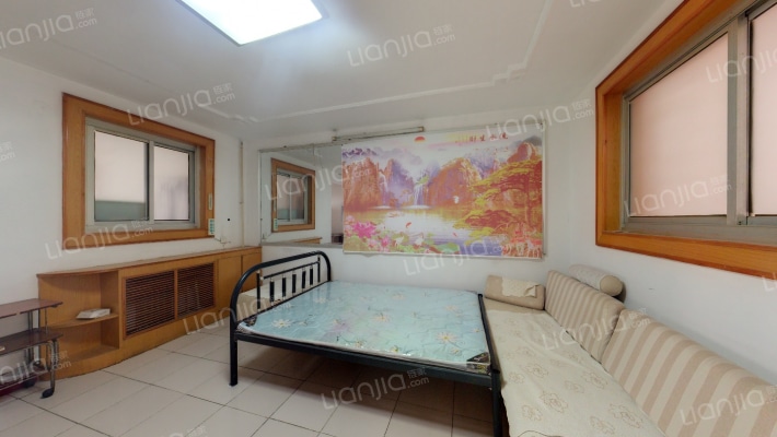 党校宿舍二手房实景图