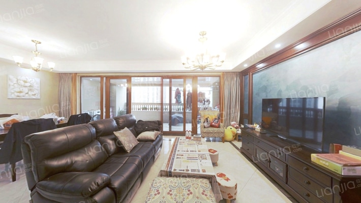 保利山庄梧桐二手房实景图