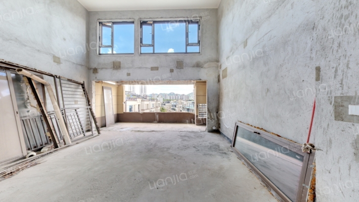 麓铭云麓里二手房实景图