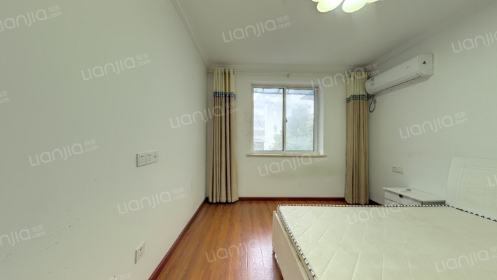 长坡里二手房实景图